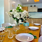 15 Guests Mountain View, Spa, La Ressource Malix Vakantiehuis Tenay